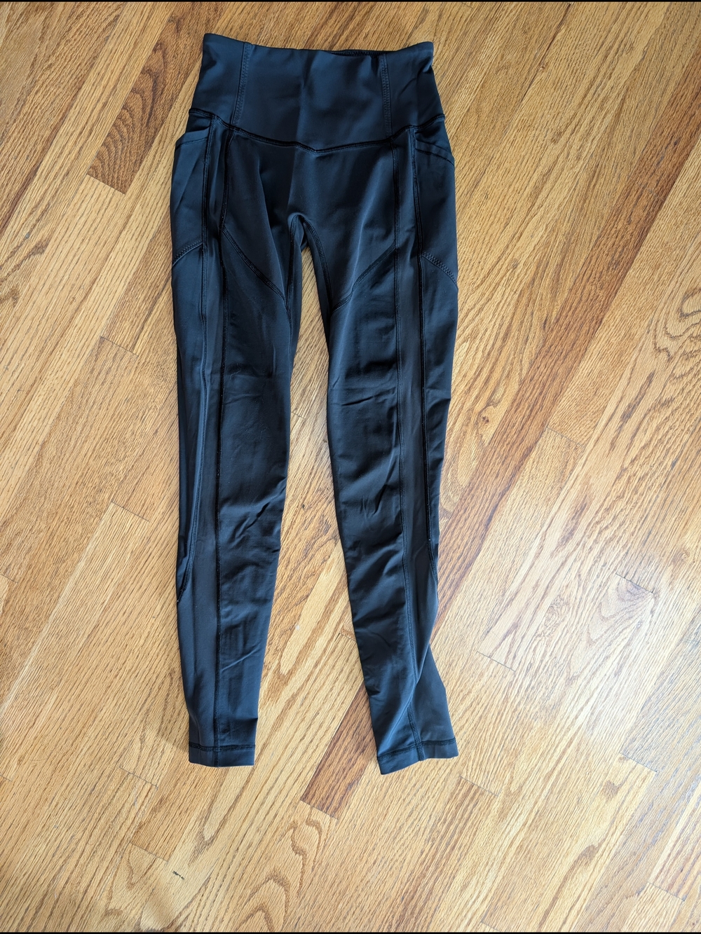 Lululemon Women's 6 High-Waist Black Athletic Leggings With Pockets